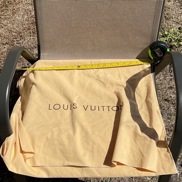 Louis Vuitton Soft Yellow Dust Bag - Picture 2 of 3